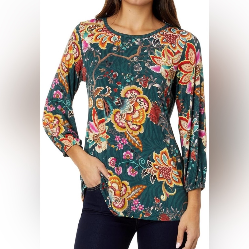 Johnny Was orizaba puff-sleeve t-shirt in EUC